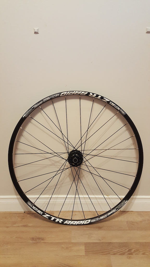 2015 Fr wheel 15mm x 100mm Tubeless