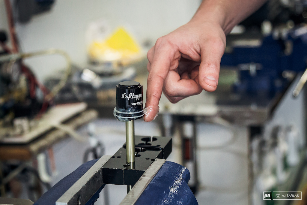 Make sure the o-ring is well greased with a high-end lightweight grease.