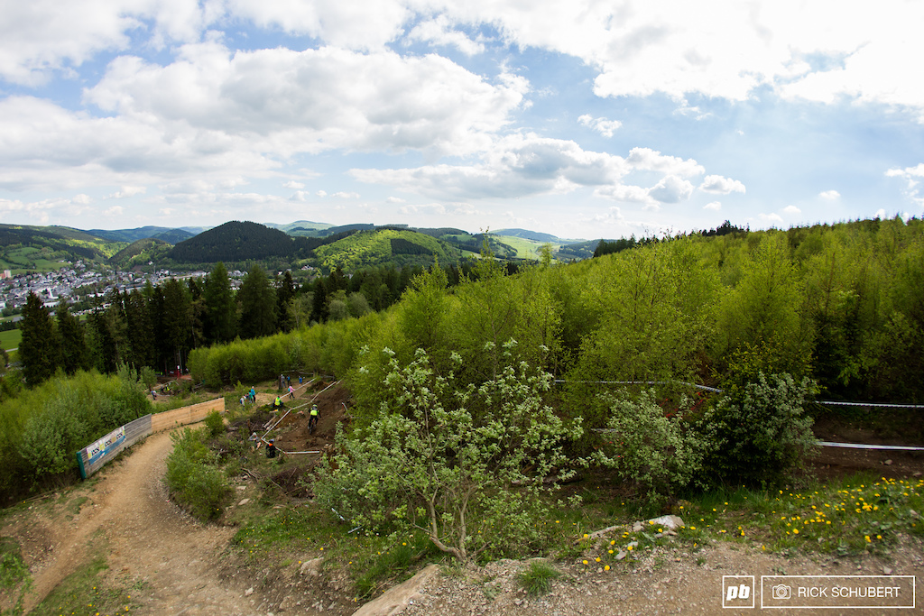Perfect racing conditions in Willingen for the second round of the iXS European DH Cup