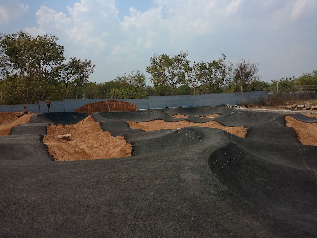 new park-under const. wall ride