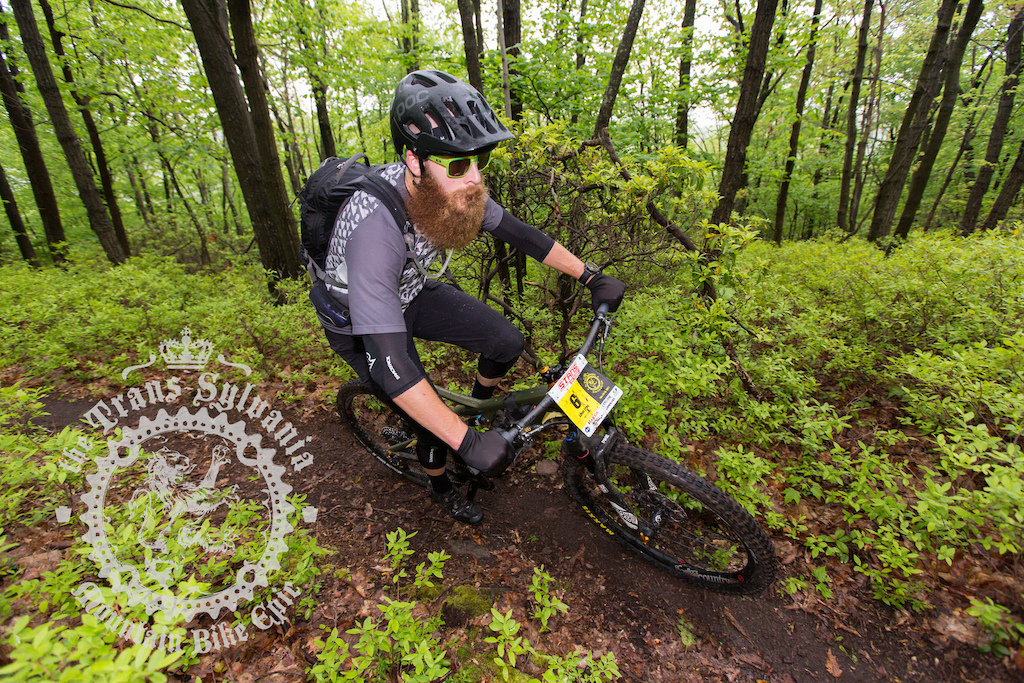 Ethan Frey (Salsa Cycles) digs in on a loamy section of Wildcat Trail during the 2017 NoTubes Trans-Sylvania Epic.
