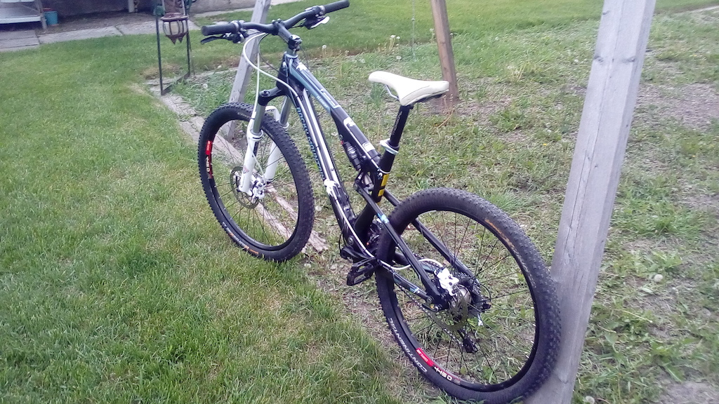 2011 Small Rocky Mountain Element MSL
