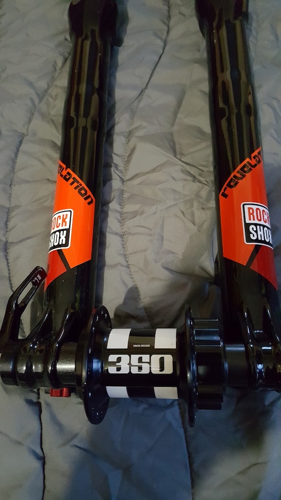 2013 RockShox 29 Revelation RCT3 Dual Air with DT Swiss 350