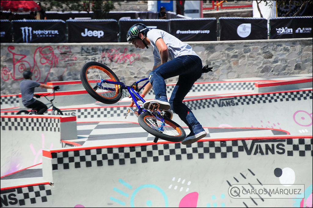 Cranmer, Tom Dugan, Larry Edgar, Dennis Enarson, Tyler Fernengel, Dan Foley, Kris Fox, Chase Hawk, Alex Hiam, Greg Illingworth, Sergio Layos, Dylan Lewis, Kevin Peraza, Dakota Roche, Corey Walsh, Jason Watts, Gary Young.