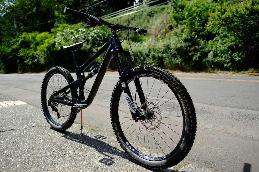 2015 CLEAN -- Murdered Out, Fully Custom, Nomad III Carbon