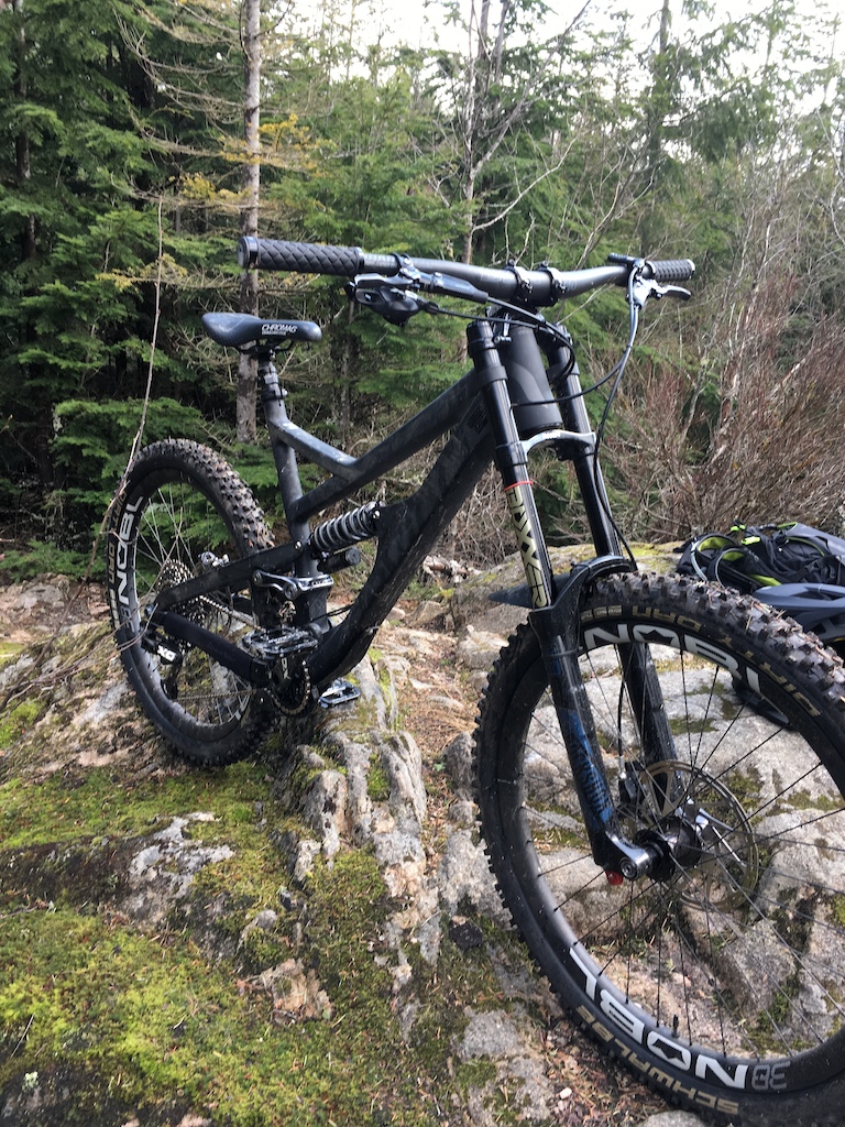 2017 Devinci Spartan with 180mm Rock Shox Boxxer World Cup and SRAM X01 Eagle