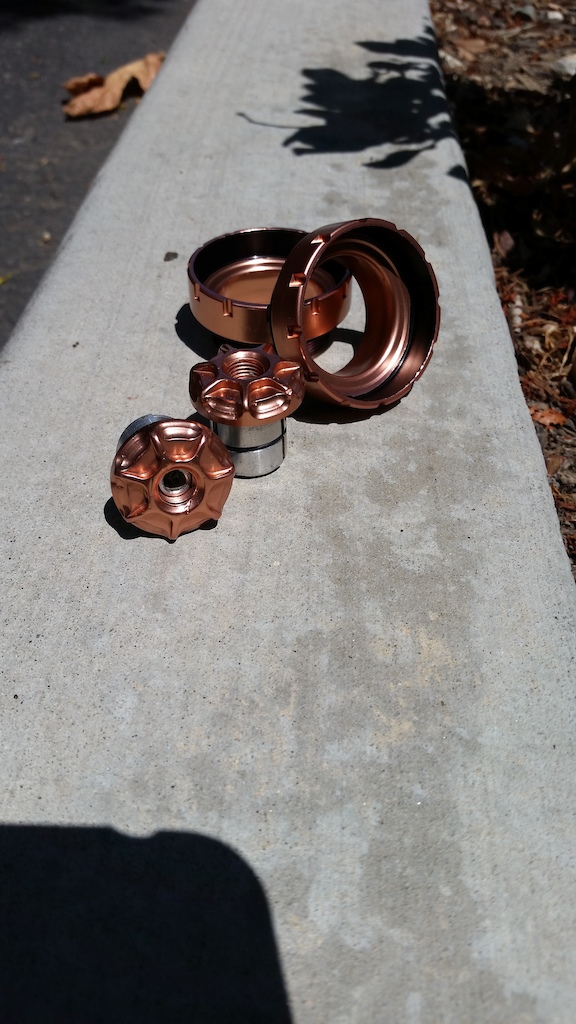 @zapbranigon 

All the copper anodization is done!

Just need the damned frame to arrive now....going to be polished raw metal.
