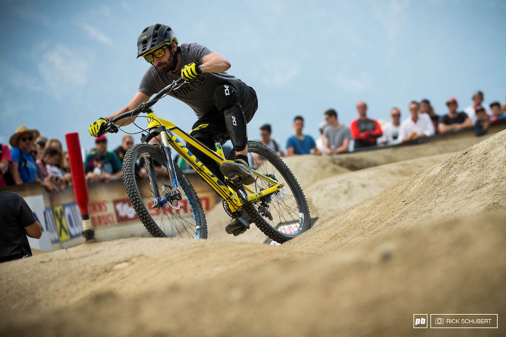 Aiko GÃ¶hler was the only rider riding 27.5 wheels but apparently it was no advantage on today's tight course