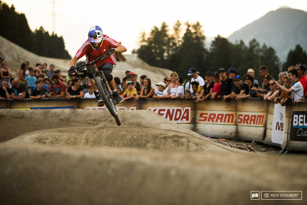 Martin Soederstrom pushed hard in the second round...