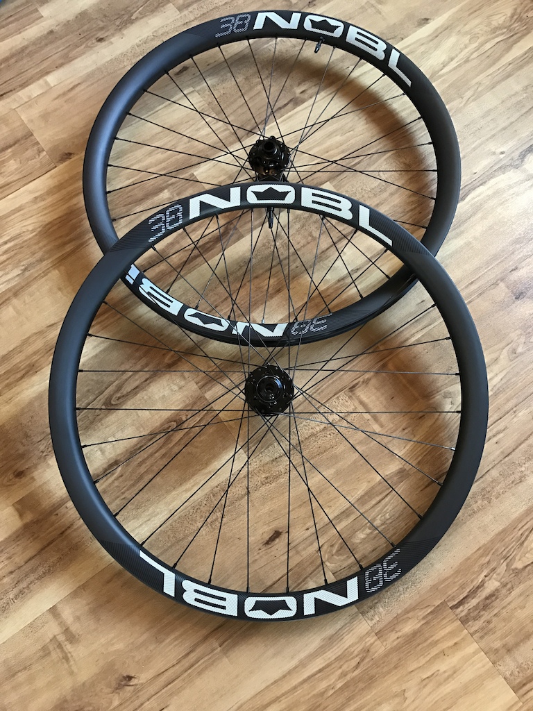 2017 NOBL TR38 Carbon wheels I9 Hubs
