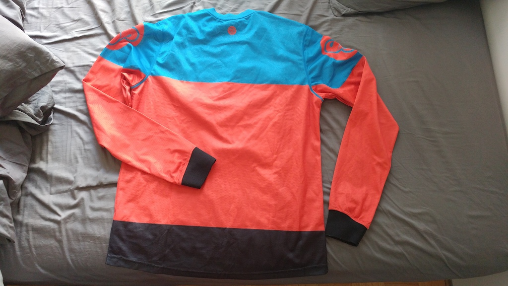 2016 Sombrio Dh Jersey Long sleeve LIKE NEW SMALL