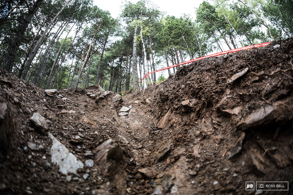 The slopes of Vallnord are no easy beast to tame, a track to really separate the men from the boys.
