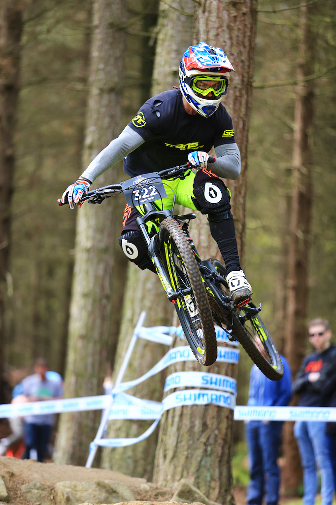 gbs cycles rider mark Goodwin whipping it up at this years Peaty race!  ...first race clipped in!!!