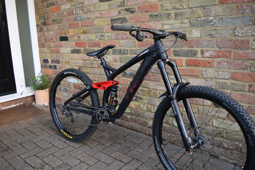Trek session 88 custom build with float x2 rear shock... got a set of boxxer teams in the post which should be good