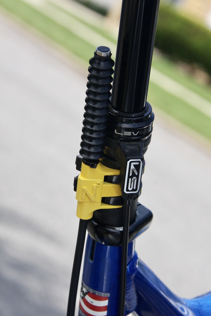 The Killswitch! Control the rear shock compression with the dropper post.