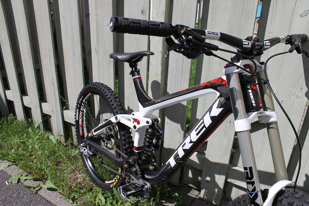 2013 TREK SESSION 9.9