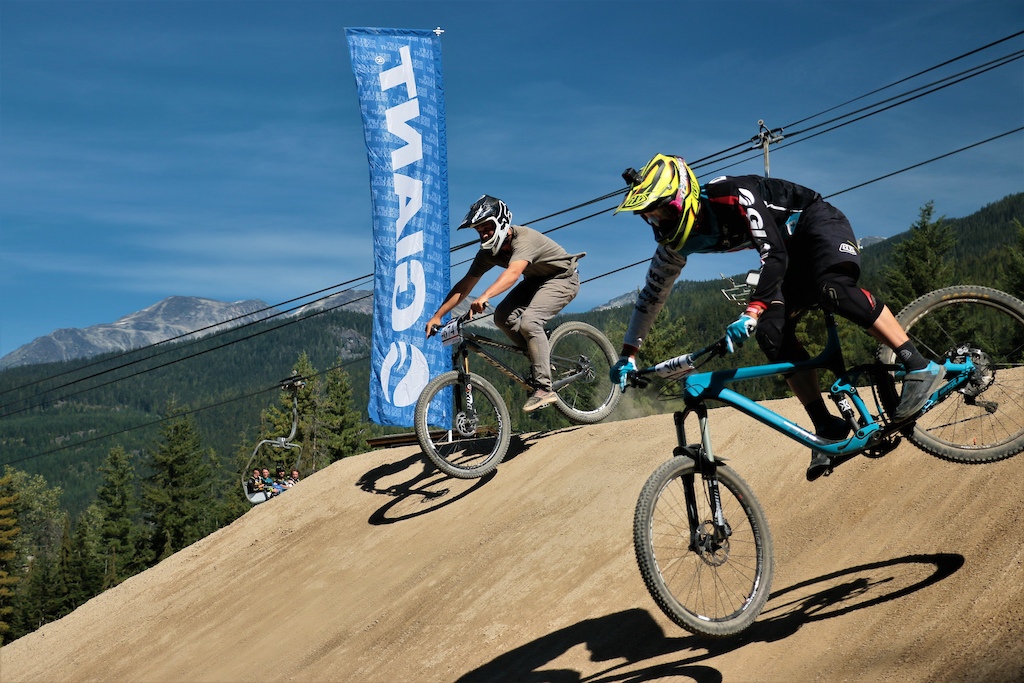 Mission boys racing Giant Dual Slalom in 2016