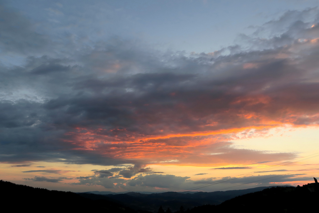 Evening sky over the mountains at Hala Boracza.
