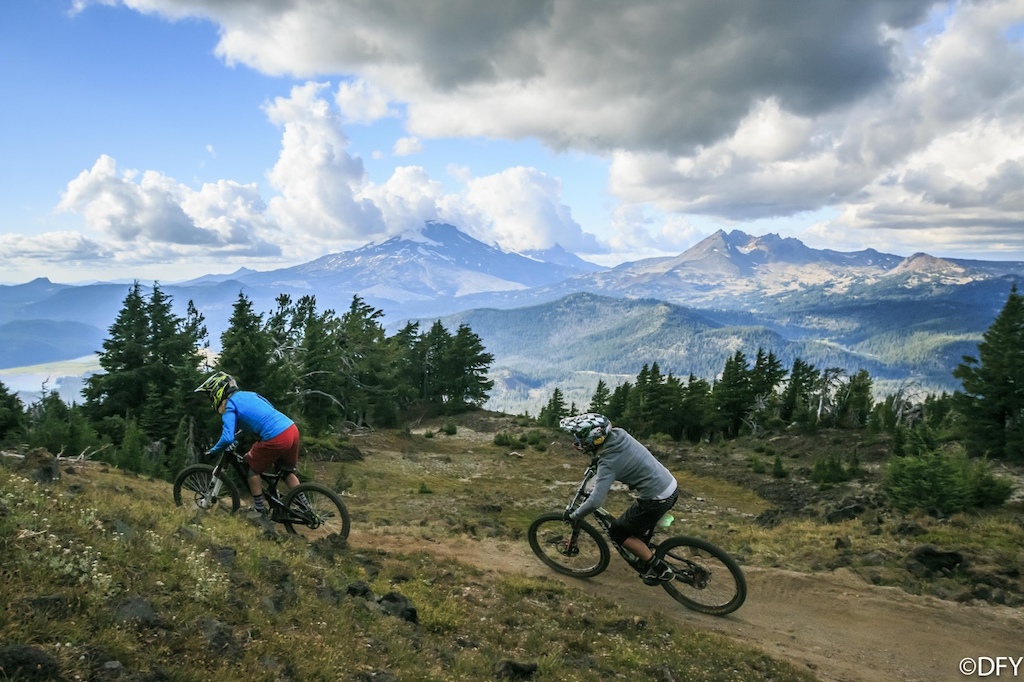 World-Class Mountain Bike Coaching: Grit Clinics at Mt. Bachelor