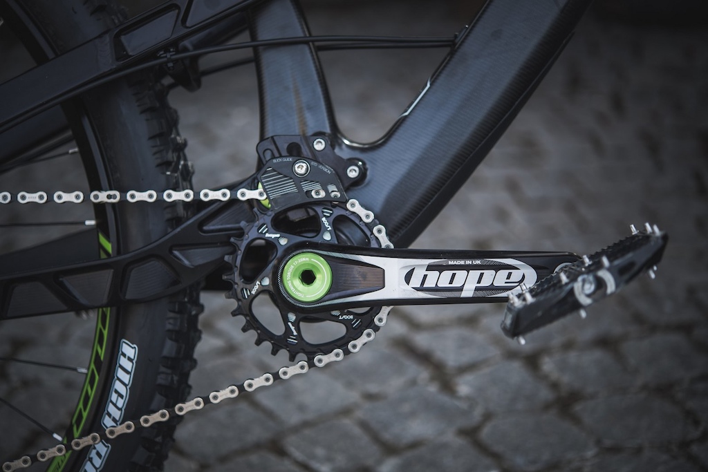 Of course, Hope spec their own Cranks, chainring and specific HB211 chain guide.