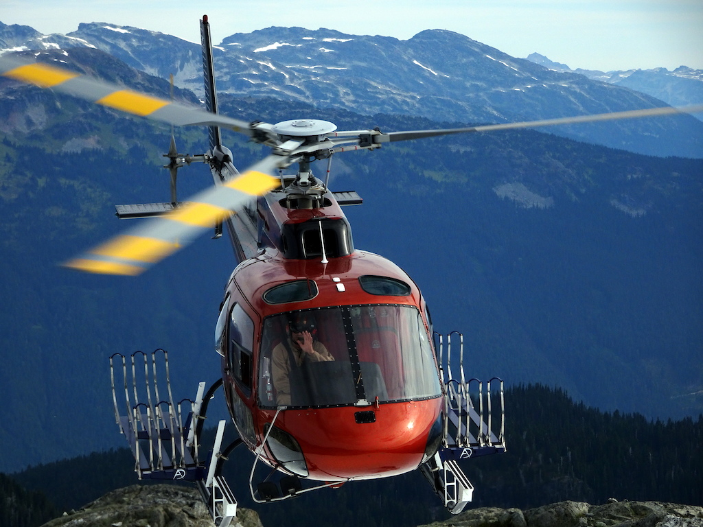 Blackcomb Helicopters B2