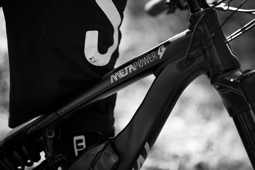 Images for : William Robert on the new COMMENCAL Meta POWER