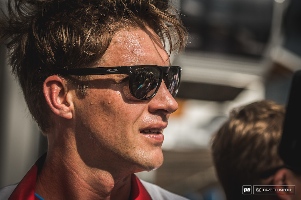 All Greg Minnaar could do was stand and watch as his championship hopes slipped away without a fight.