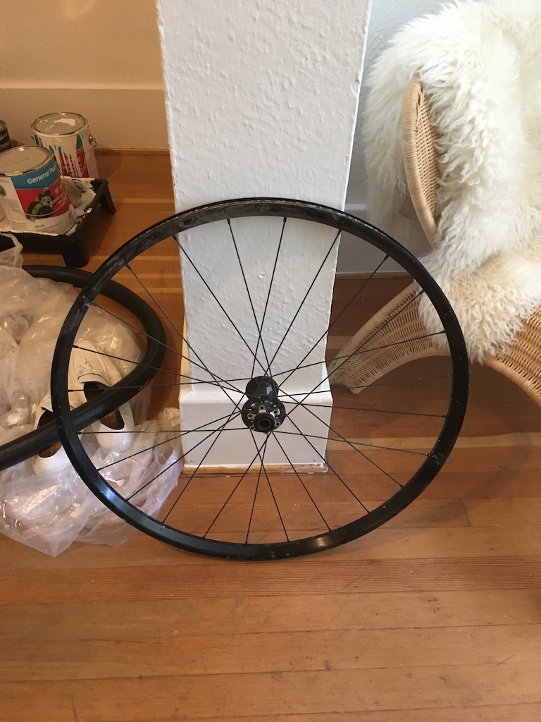 2017 Specialized Roval Wheelset-- happy to seperate the two