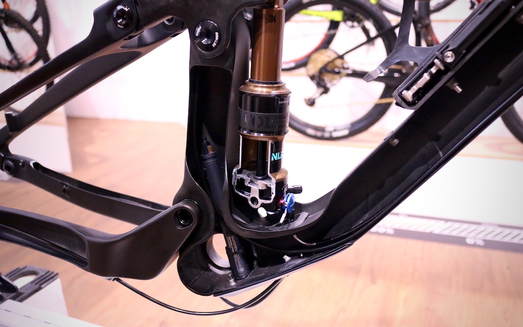 Scott's Cutaway Genius Frame - Eurobike 2017 - Pinkbike