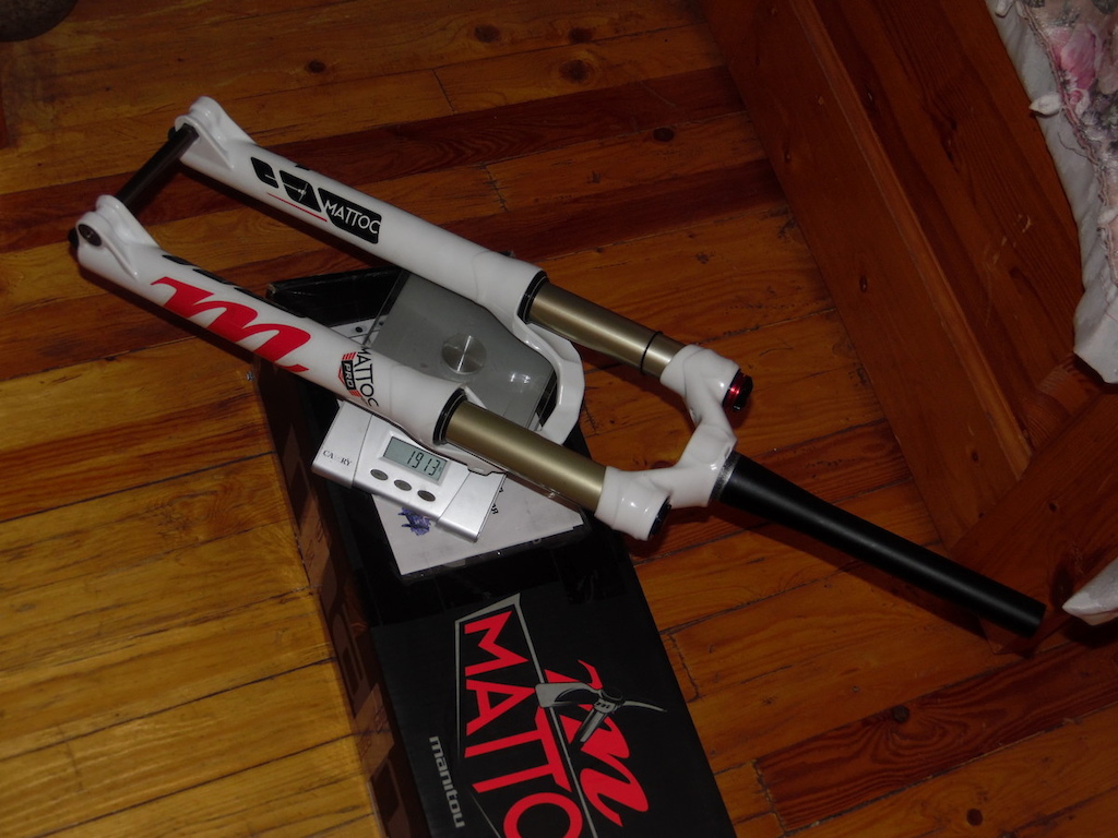 fork Manitou Mattoc PRO 27.5 160mm 1-1/8"-1.5" TPR CM QR15 AM White (191-30501-A002) | steer tube 245mm | 2014 Weight 1913gr