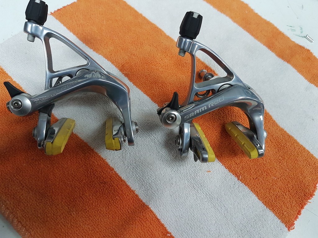 sram red disc brake calipers