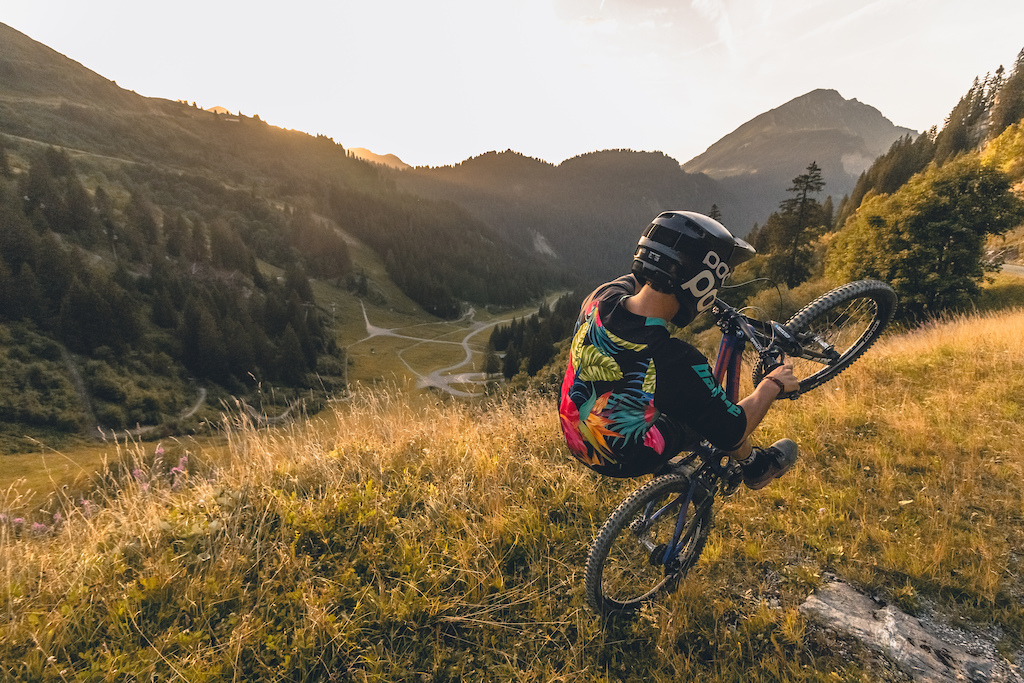 Banging Laps of Chatel Bike Park with Olivier Cuvet - Video