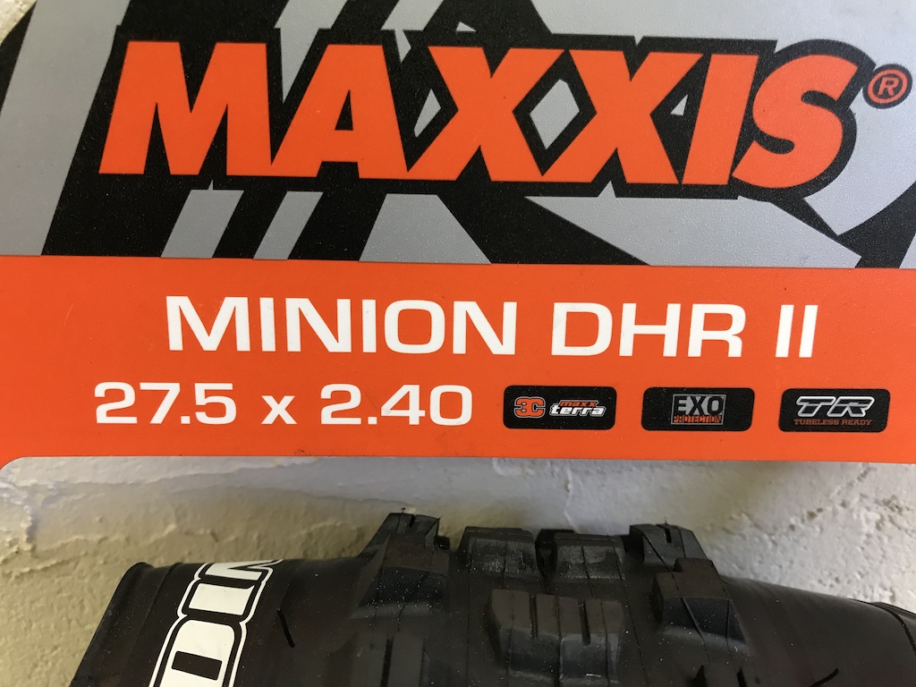 2017 Maxxis Minion DHR 2  27.5 x 2.4 WT Wide Trail