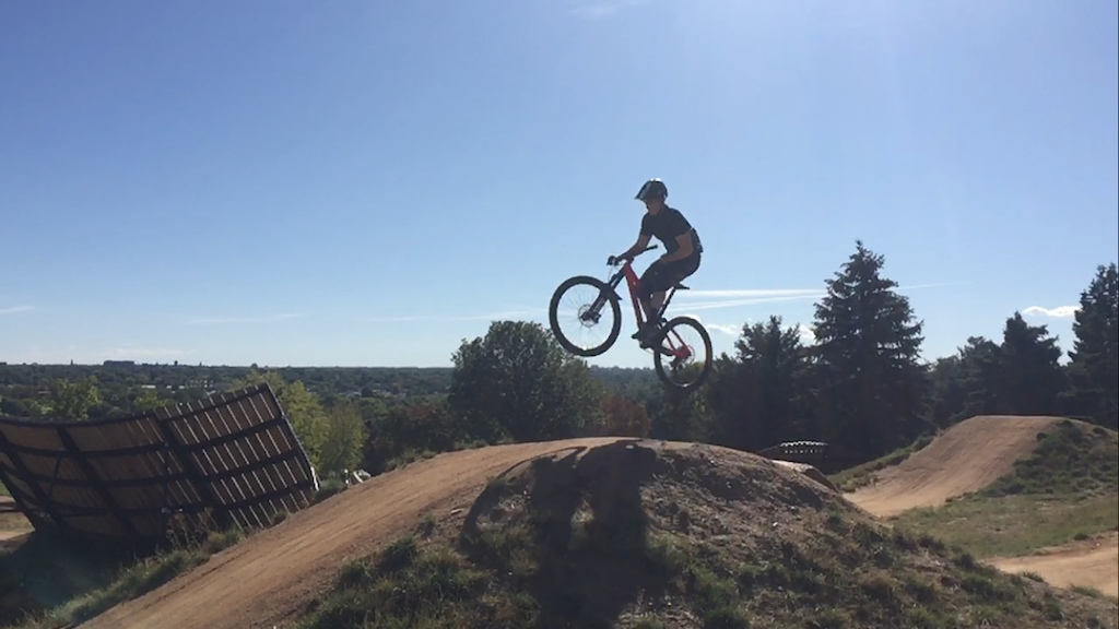 Lil' one hander at Ruby Hill. Been forever since I've hit real jumps