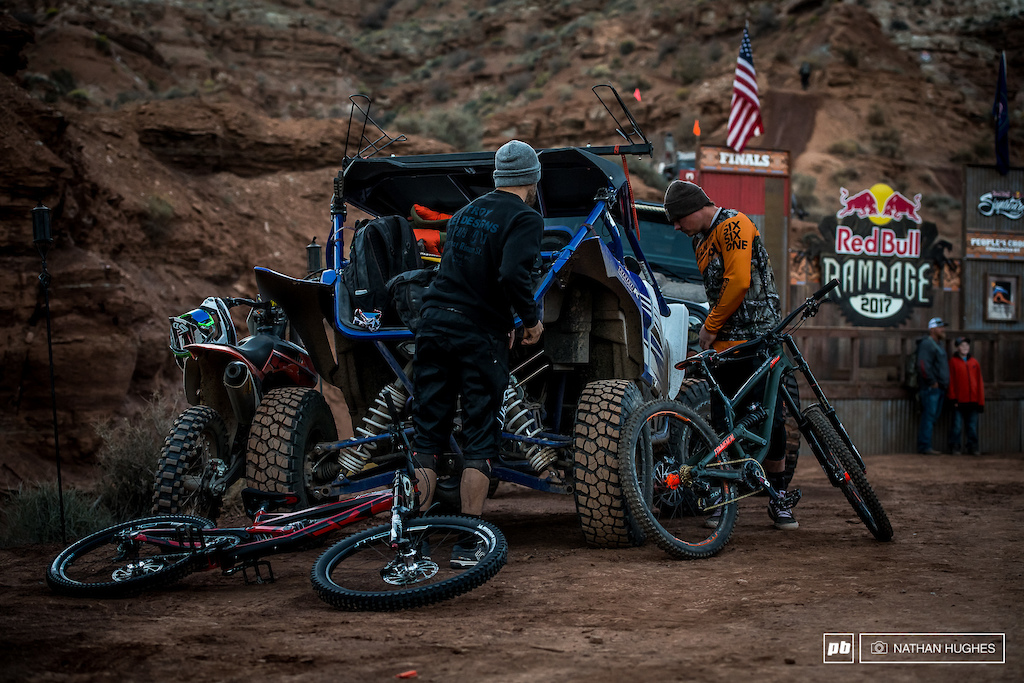 Two wheels or four? Why choose? Zink and Strait get prepped for the day of heavy moves ahead.