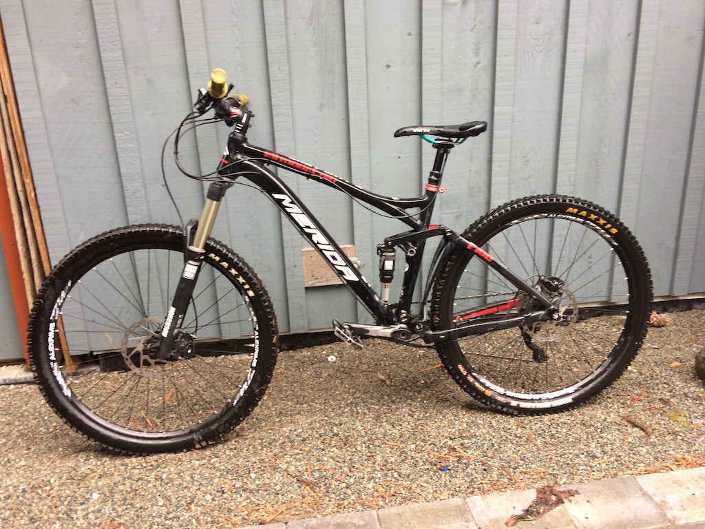 in Falmouth, United Kingdom photo by shaunlee0 Pinkbike