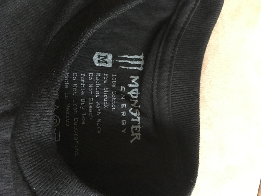 0 Monster Energy tee-shirt size Medium