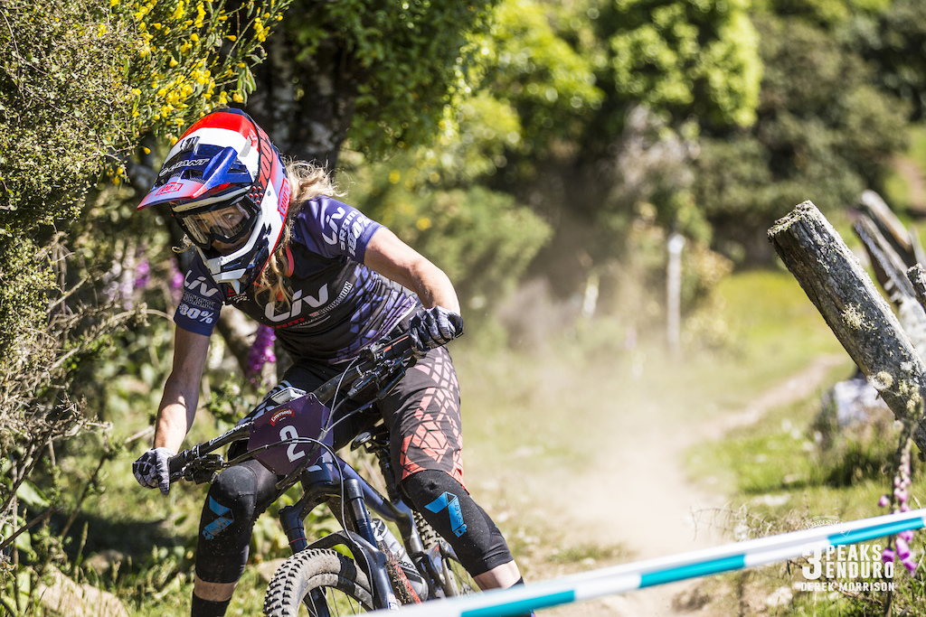 Rae Morrison tips it in during Day 1 of racing in the sixth edition of the Emerson's 3 Peaks Enduro mountain bike race held in the hills above Dunedin, New Zealand, at the weekend (December 02-03, 2017).