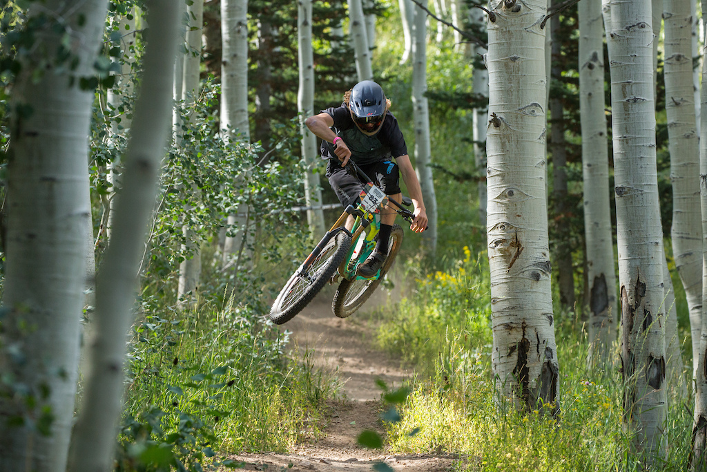 Lewis Stavrowsky races the expert men's discipline on stage two of the SCOTT Enduro Cup presented by Vittoria at Deer Valley Resort in Park City, UT on August 26, 2017. (Photo: Sean Ryan, courtesy Enduro Cup)