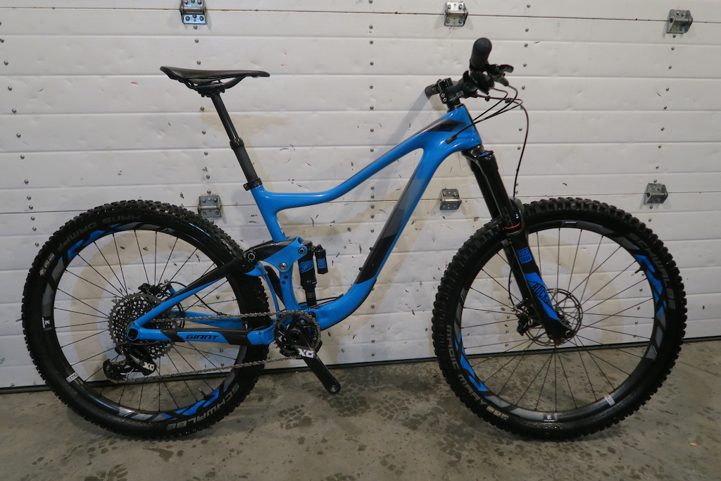2017 Giant Trance Advanced 0 with Chromag Upgrades!
