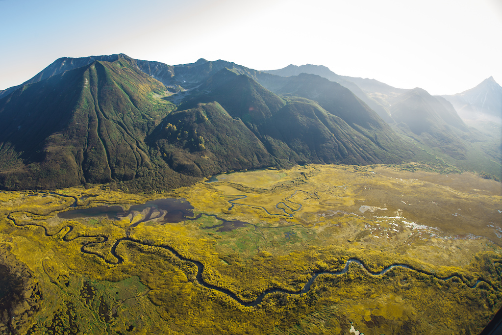 Unreal landscapes all over the place. Kamchatka is a country every instagramer should visit. Our recommendation. Check out @elflamingofilms #follow4follow Photo Constantin Fiene