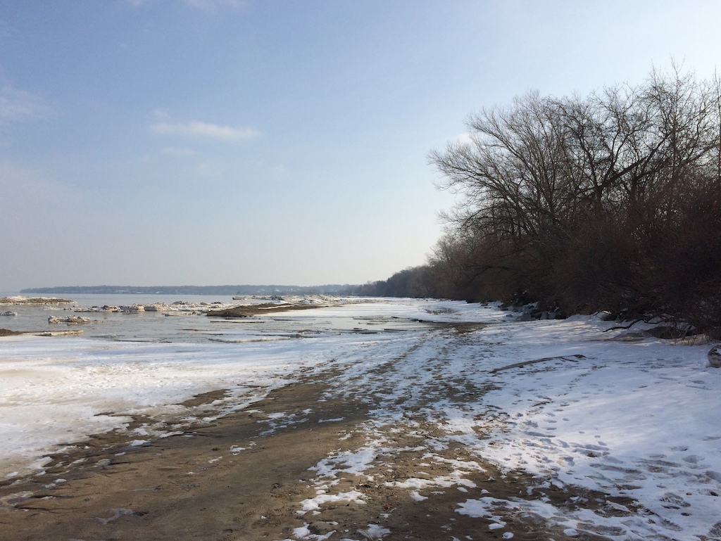 Frozen beaches at Lake Ontario
