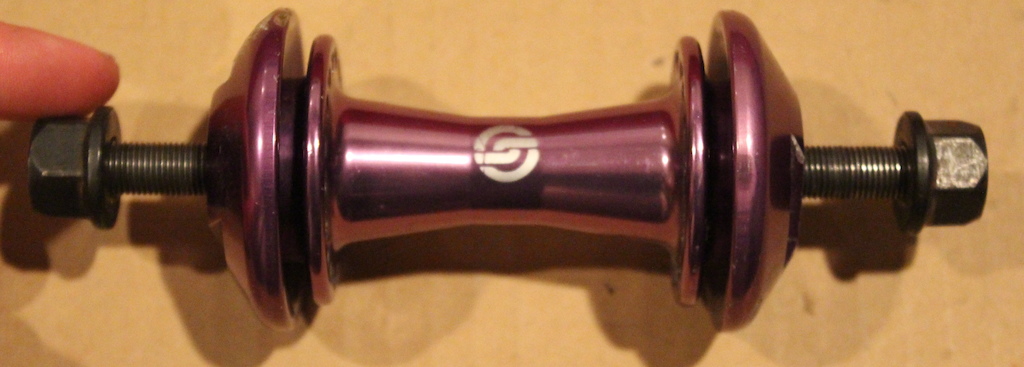 $40 - Salt Front Hub, purple, 36h, 3/8" male axle, comes with hub guards