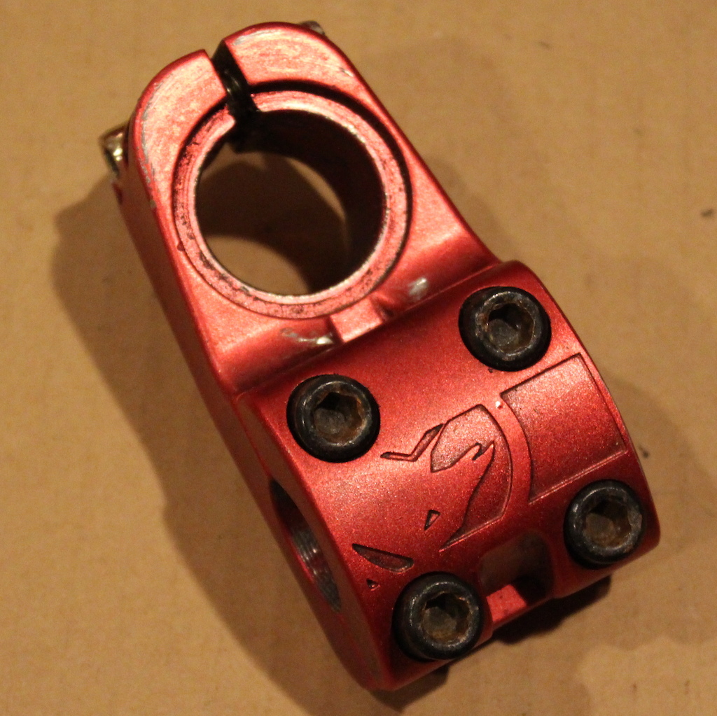 $20 - Shadow Odin top load stem, good condition, 48mm reach, 36mm rise.