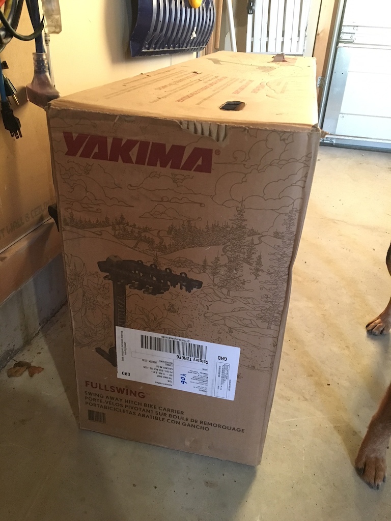 2017 Brand new Yakima Full Swing 4 bike carrier