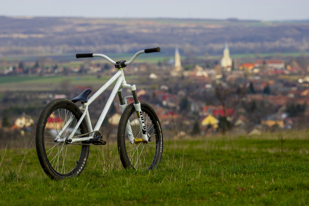 tioga handlebar grips