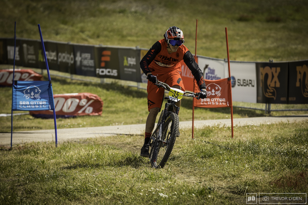 Tristan Hunter sprinting on stage 4 which had riders winding down through the dual slalom course.