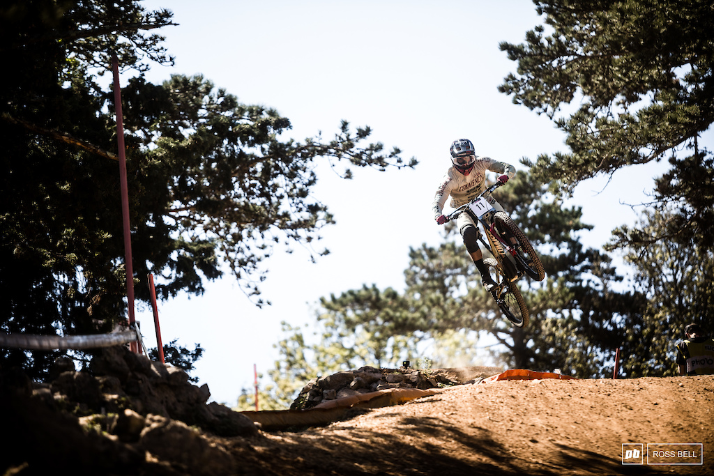 Commencal's new signing Amaury Pierron has been on a tear in the opening few races of 2018 but would be denied the result his pace deserved with a flat not far from home.