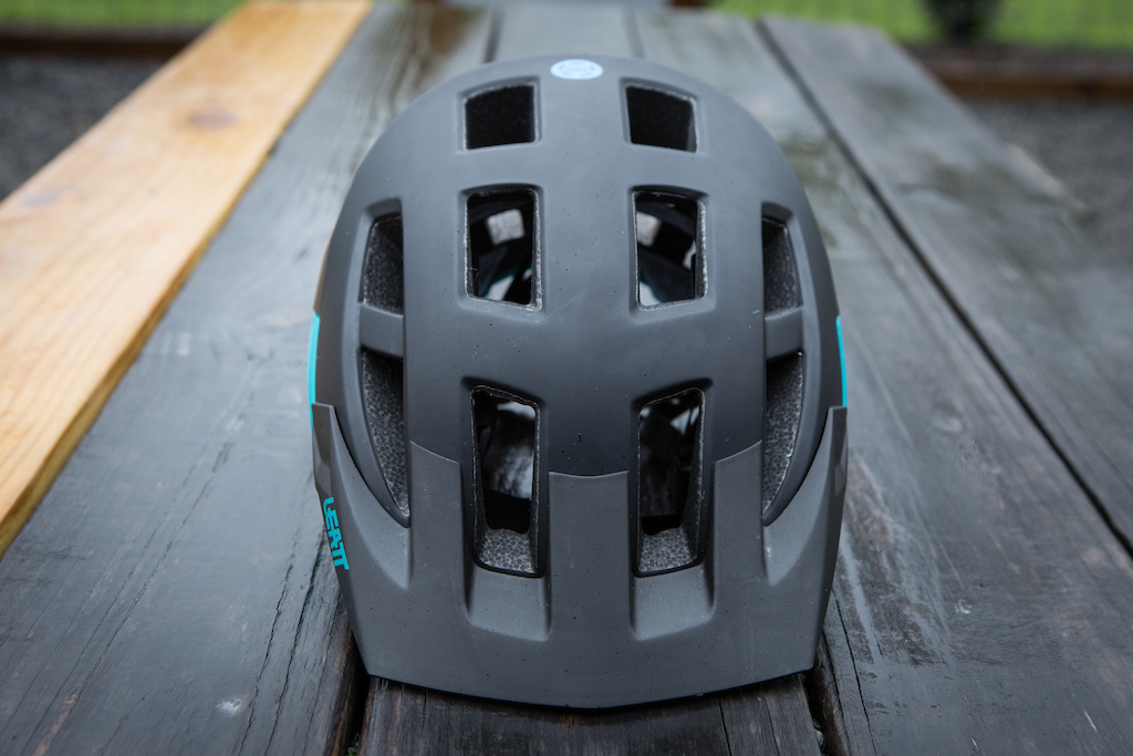Leatt DBX 2.0 Helmet