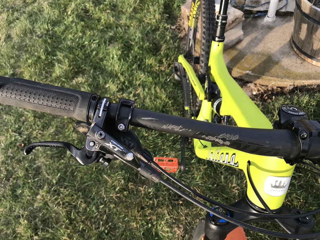 Scratches on the handlebar
